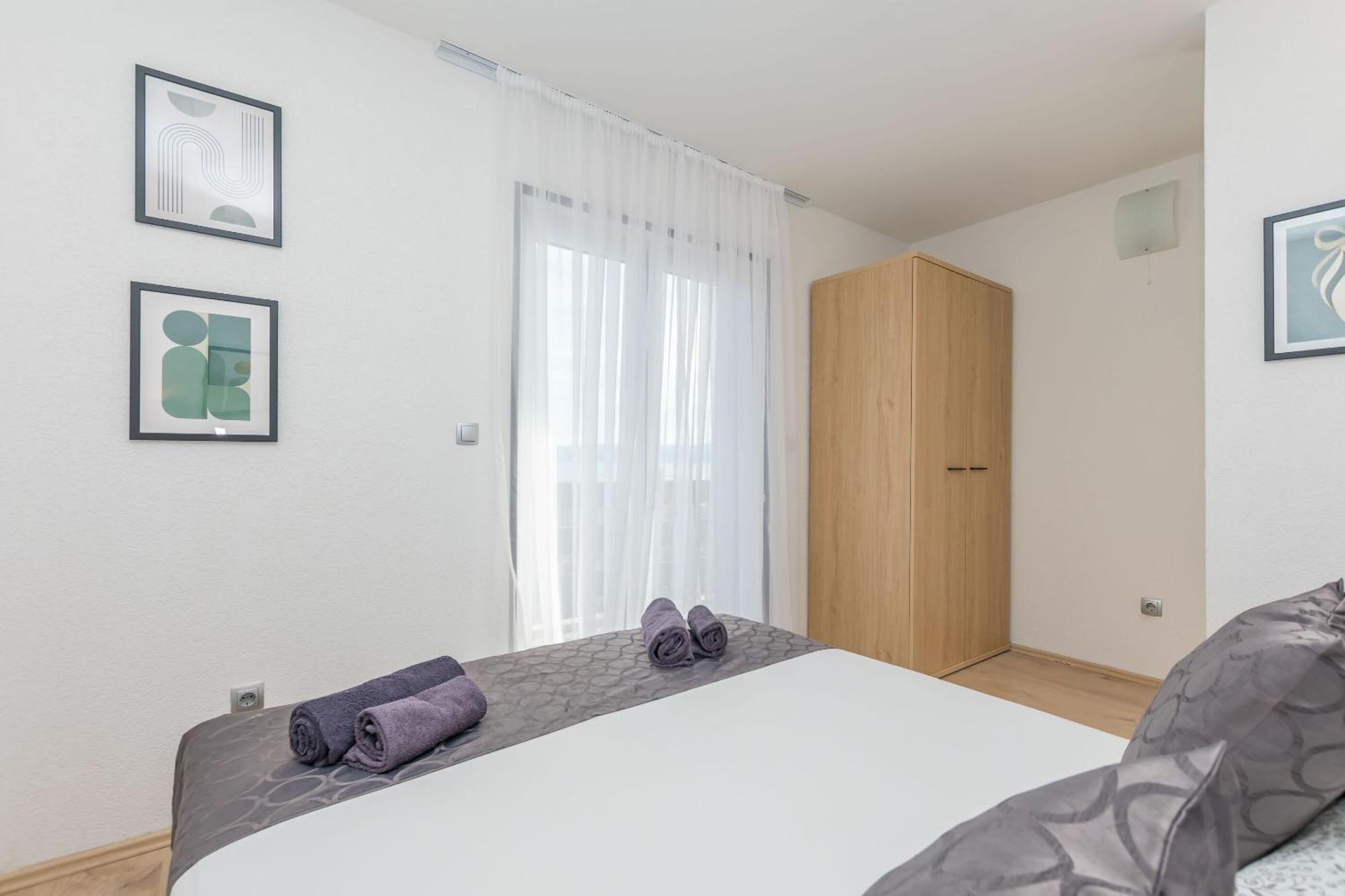 Apartments Mladen Duće Kültér fotó