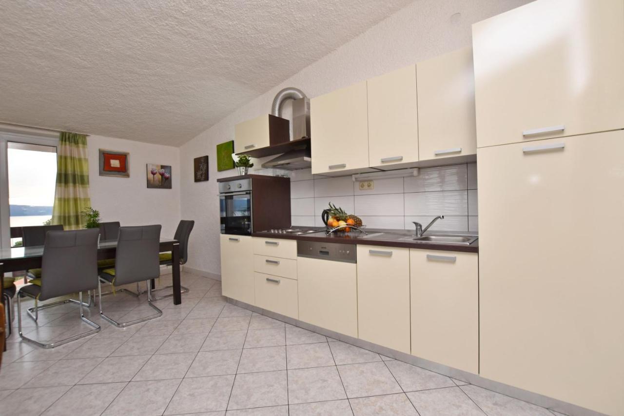 Apartments Mladen Duće Kültér fotó